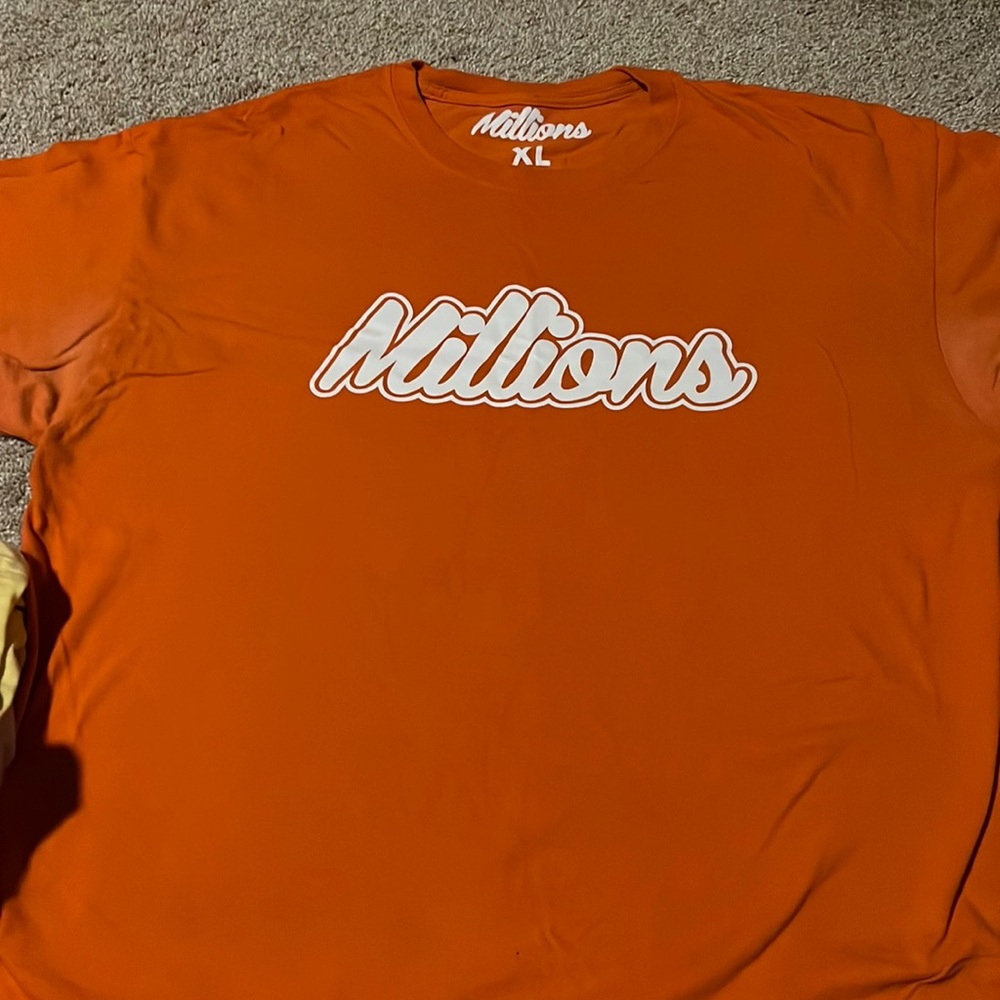 Custom T shirt
